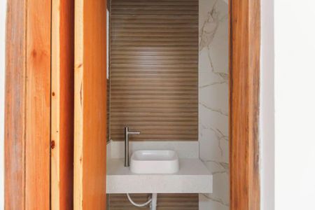 Casa à venda com 117m², 3 quartos e 2 vagasLavabo