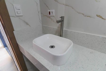 Casa à venda com 117m², 3 quartos e 2 vagasBanheiro da Suíte