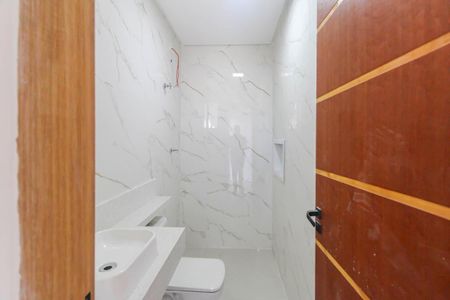 Casa à venda com 117m², 3 quartos e 2 vagasBanheiro da Suíte