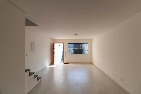 Casa à venda com 117m², 3 quartos e 2 vagasSala