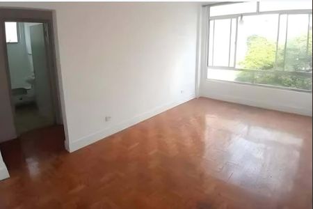 Apartamento à venda com 78m², 2 quartos e 1 vagaFoto 01