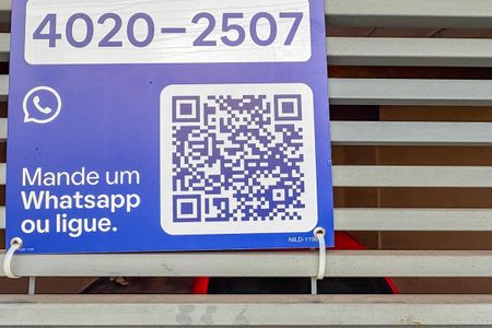 Casa à venda com 240m², 3 quartos e 2 vagasPlaca