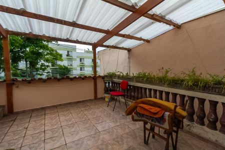Casa à venda com 240m², 3 quartos e 2 vagasVaranda da Suíte