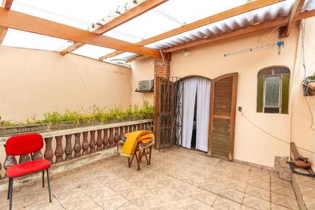 Casa à venda com 240m², 3 quartos e 2 vagasVaranda da Suíte