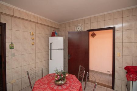 Casa à venda com 258m², 3 quartos e 1 vaga Casa à venda com 258m², 3 quartos e 1 vagaCozinha