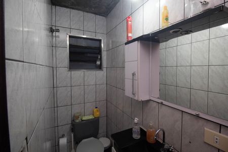 Casa à venda com 258m², 3 quartos e 1 vaga Casa à venda com 258m², 3 quartos e 1 vagaBanheiro 1