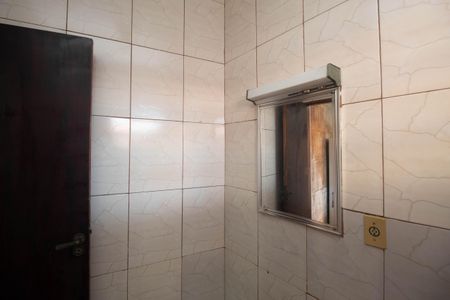 Casa à venda com 258m², 3 quartos e 1 vaga Casa à venda com 258m², 3 quartos e 1 vagaBanheiro de Serviço