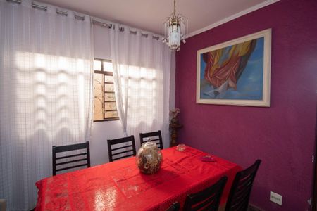 Casa à venda com 258m², 3 quartos e 1 vaga Casa à venda com 258m², 3 quartos e 1 vagaSala de Jantar