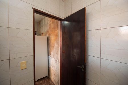 Casa à venda com 258m², 3 quartos e 1 vaga Casa à venda com 258m², 3 quartos e 1 vagaBanheiro de Serviço