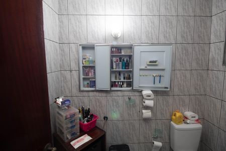 Casa à venda com 258m², 3 quartos e 1 vaga Casa à venda com 258m², 3 quartos e 1 vagaBanheiro 2