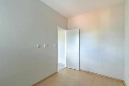 Apartamento à venda com 60m², 2 quartos e 2 vagasQuarto 2