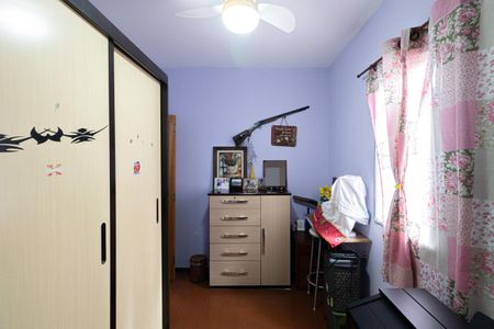 Casa à venda com 170m², 5 quartos e 6 vagasCasa 1 - Quarto 2