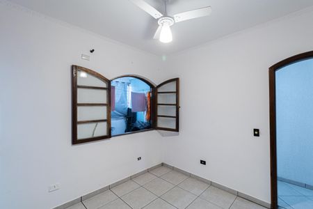 Casa à venda com 170m², 5 quartos e 6 vagasCasa 3 - Suíte