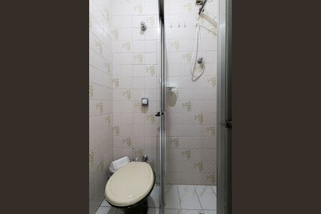 Casa à venda com 170m², 5 quartos e 6 vagasCasa 1 - Banheiro de Serviço