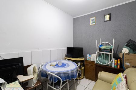 Casa à venda com 170m², 5 quartos e 6 vagasCasa 2 - Sala