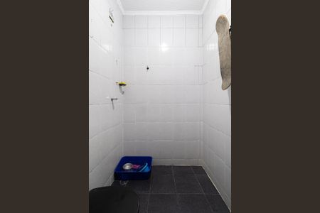 Casa à venda com 170m², 5 quartos e 6 vagasCasa 3 - Banheiro