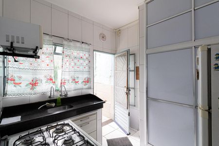 Casa à venda com 170m², 5 quartos e 6 vagasCasa 2 - Cozinha