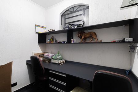 Casa à venda com 170m², 5 quartos e 6 vagasCasa 3 - Quarto 2