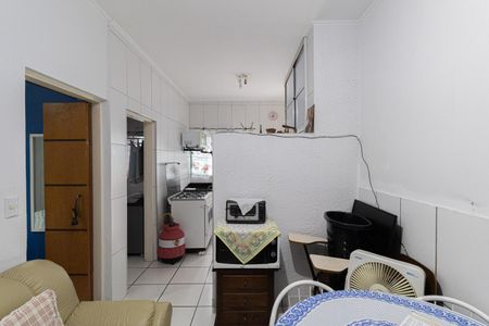 Casa à venda com 170m², 5 quartos e 6 vagasCasa 2 - Sala