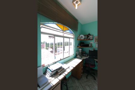 Casa à venda com 490m², 4 quartos e 1 vagaEscritório