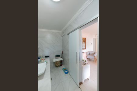 Casa à venda com 490m², 4 quartos e 1 vagaBanheiro da Suíte