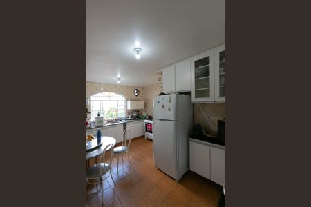 Casa à venda com 490m², 4 quartos e 1 vagaCozinha