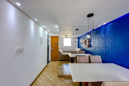 Apartamento para alugar com 55m², 2 quartos e 1 vagaSala