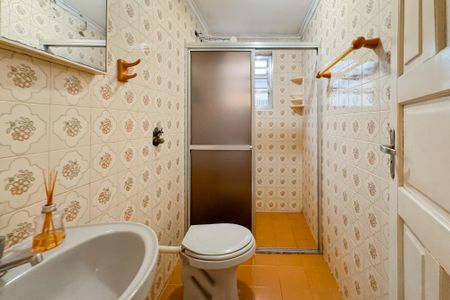 Casa à venda com 160m², 2 quartos e 1 vaga Casa à venda com 160m², 2 quartos e 1 vagaBanheiro