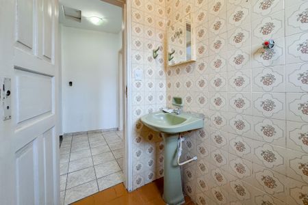 Casa à venda com 160m², 2 quartos e 1 vaga Casa à venda com 160m², 2 quartos e 1 vagaBanheiro