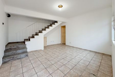 Casa à venda com 160m², 2 quartos e 1 vaga Casa à venda com 160m², 2 quartos e 1 vagaSala