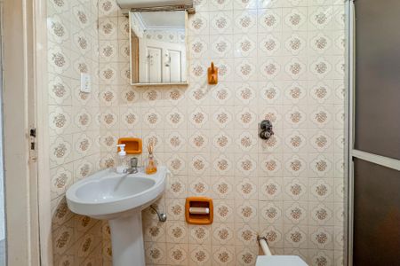 Casa à venda com 160m², 2 quartos e 1 vaga Casa à venda com 160m², 2 quartos e 1 vagaBanheiro