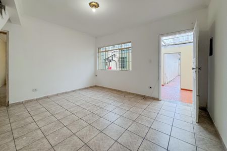 Casa à venda com 160m², 2 quartos e 1 vaga Casa à venda com 160m², 2 quartos e 1 vagaSala
