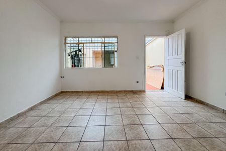 Casa à venda com 160m², 2 quartos e 1 vaga Casa à venda com 160m², 2 quartos e 1 vagaSala