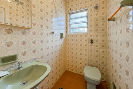 Casa à venda com 160m², 2 quartos e 1 vaga Casa à venda com 160m², 2 quartos e 1 vagaBanheiro