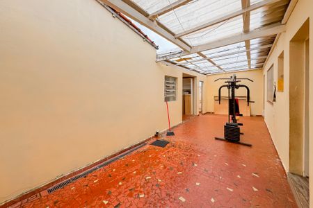 Casa à venda com 160m², 2 quartos e 1 vaga Casa à venda com 160m², 2 quartos e 1 vagaÁrea externa