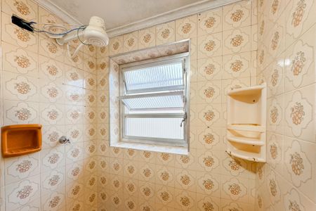 Casa à venda com 160m², 2 quartos e 1 vaga Casa à venda com 160m², 2 quartos e 1 vagaBanheiro