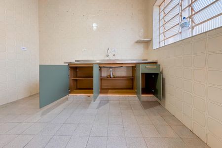 Casa à venda com 160m², 2 quartos e 1 vaga Casa à venda com 160m², 2 quartos e 1 vagaCozinha - Armários