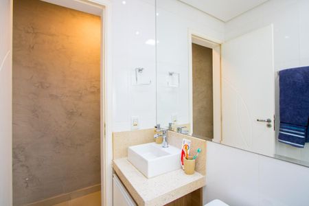 Apartamento à venda com 134m², 3 quartos e 2 vagasBanheiro social