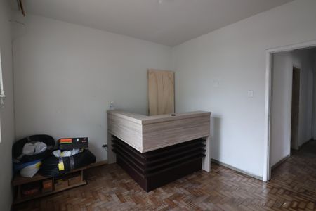 Casa à venda com 98m², 3 quartos e 4 vagasSala 1