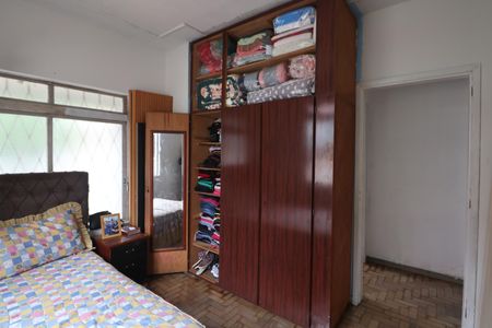 Casa à venda com 98m², 3 quartos e 4 vagasQuarto 1