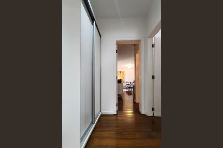 Apartamento à venda com 150m², 4 quartos e 3 vagas Apartamento à venda com 150m², 4 quartos e 3 vagasHall dos Dormitórios