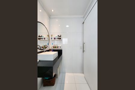 Apartamento à venda com 150m², 4 quartos e 3 vagas Apartamento à venda com 150m², 4 quartos e 3 vagasBanheiro da Suíte 2