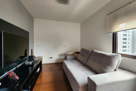 Apartamento à venda com 150m², 4 quartos e 3 vagas Apartamento à venda com 150m², 4 quartos e 3 vagasSala de TV