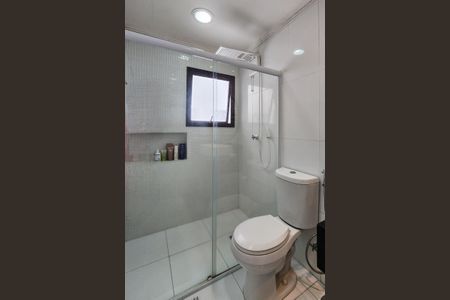 Apartamento à venda com 150m², 4 quartos e 3 vagas Apartamento à venda com 150m², 4 quartos e 3 vagasBanheiro da Suíte 2