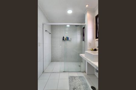 Apartamento à venda com 150m², 4 quartos e 3 vagas Apartamento à venda com 150m², 4 quartos e 3 vagasBanheiro Social