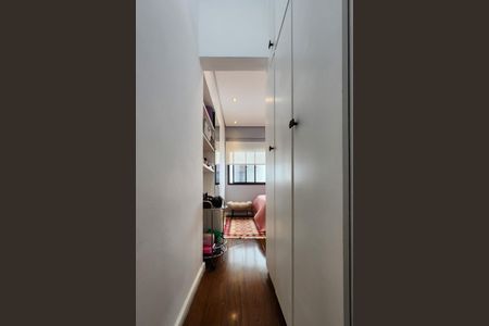 Apartamento à venda com 150m², 4 quartos e 3 vagas Apartamento à venda com 150m², 4 quartos e 3 vagasSuíte 2