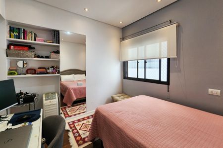 Apartamento à venda com 150m², 4 quartos e 3 vagas Apartamento à venda com 150m², 4 quartos e 3 vagasSuíte 2