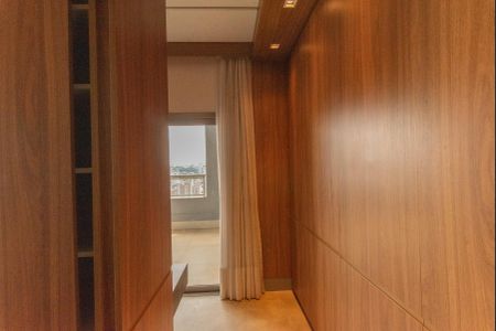 Apartamento à venda com 148m², 2 quartos e 2 vagasCloset da Suíte