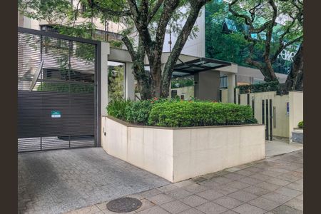 Apartamento para alugar com 380m², 3 quartos e 2 vagasFachada