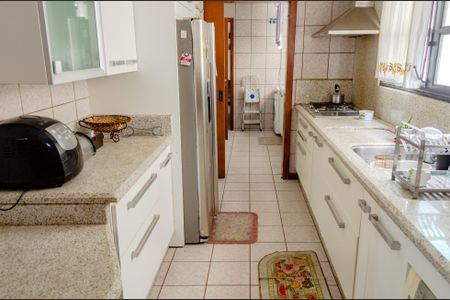 Apartamento para alugar com 380m², 3 quartos e 2 vagasCozinha